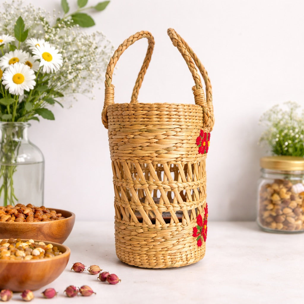 Rattan purse