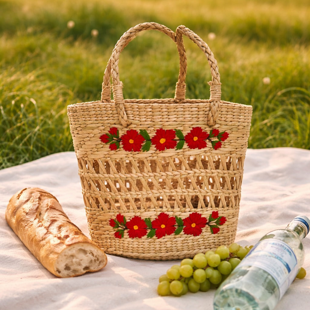 Rattan purse